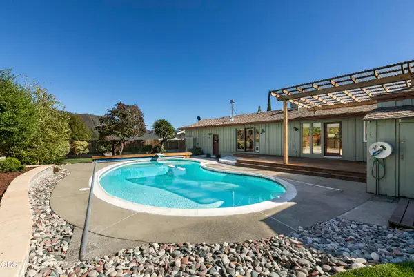 734 NW Midland Avenue, Grants Pass, OR 97526