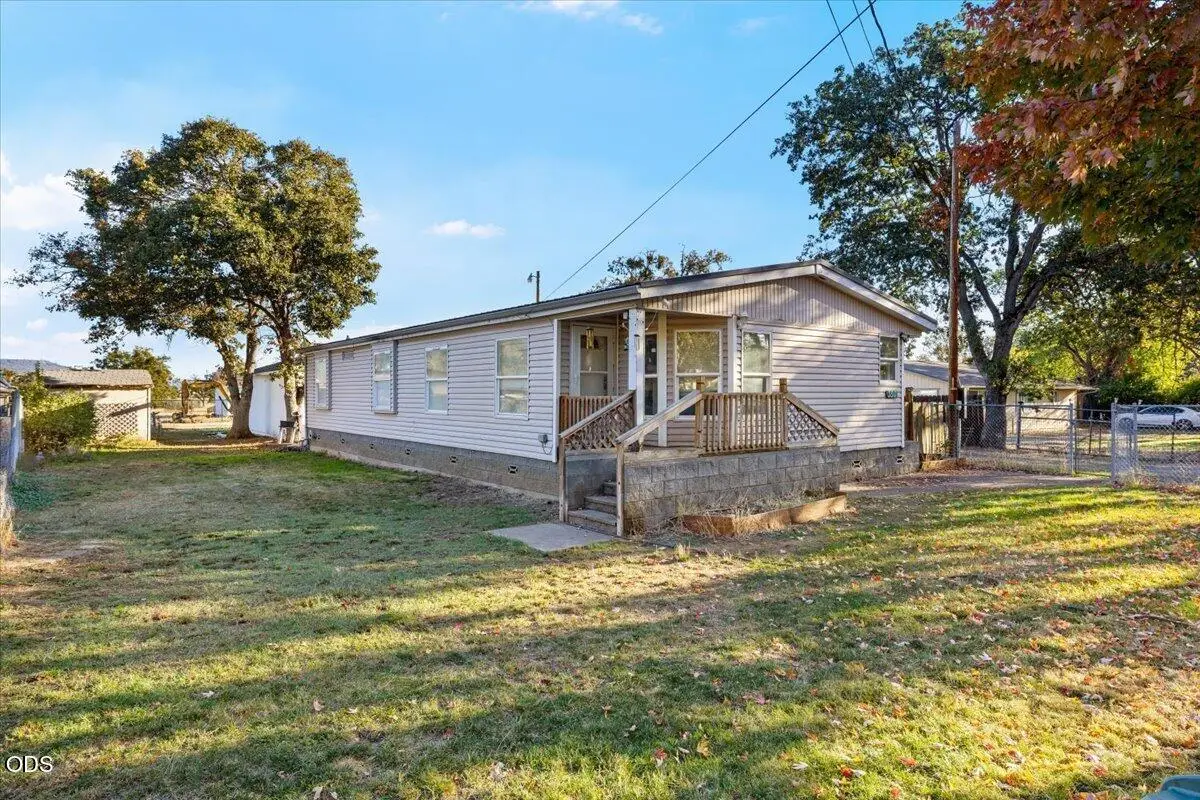 350 W Gregory Road, Central Point, OR 97502 - #1
