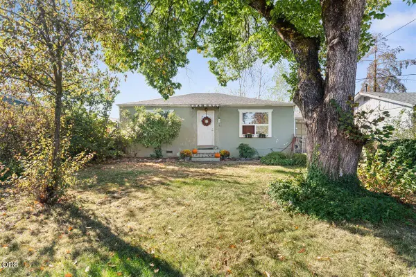 241 Marion Lane, Grants Pass, OR 97527