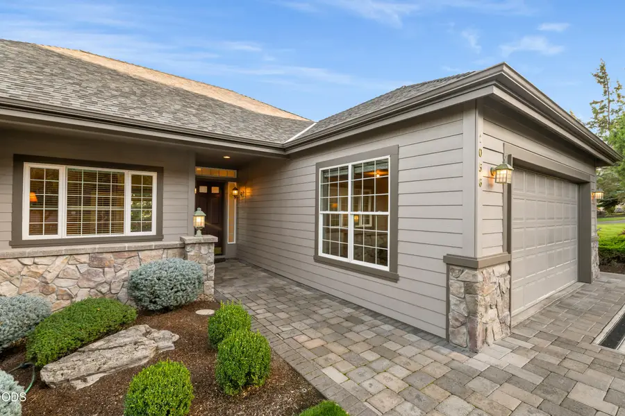 1056 Niagara Falls Drive, Redmond, OR 97756 - #3