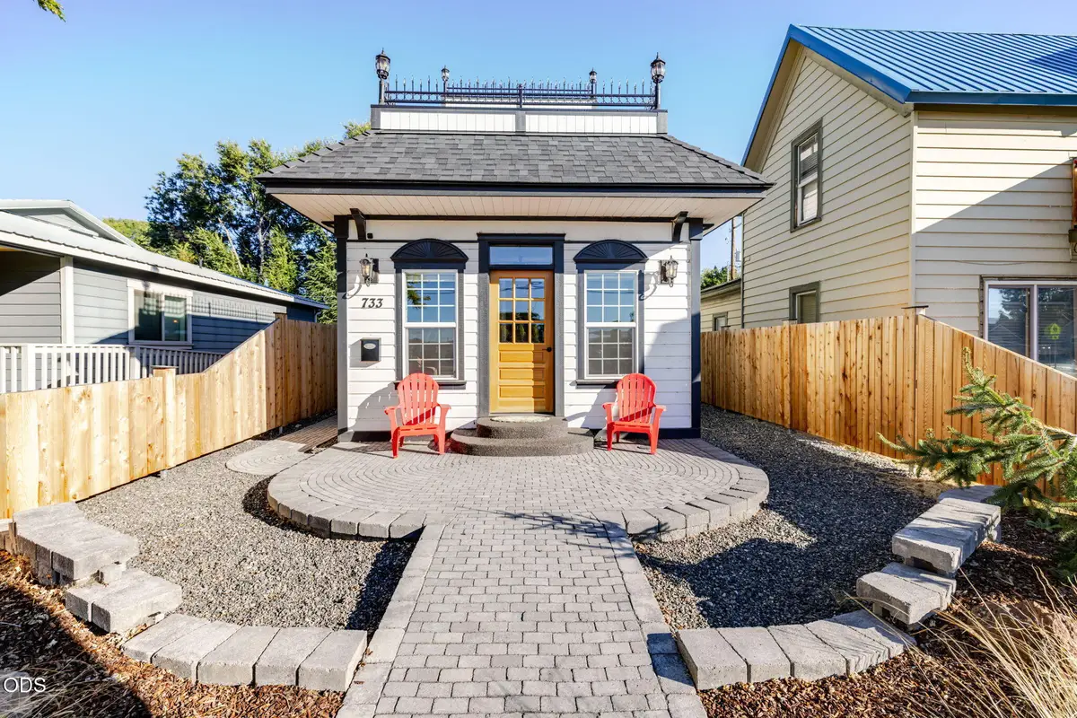 733 NE 3rd Street, Prineville, OR 97754 - #1
