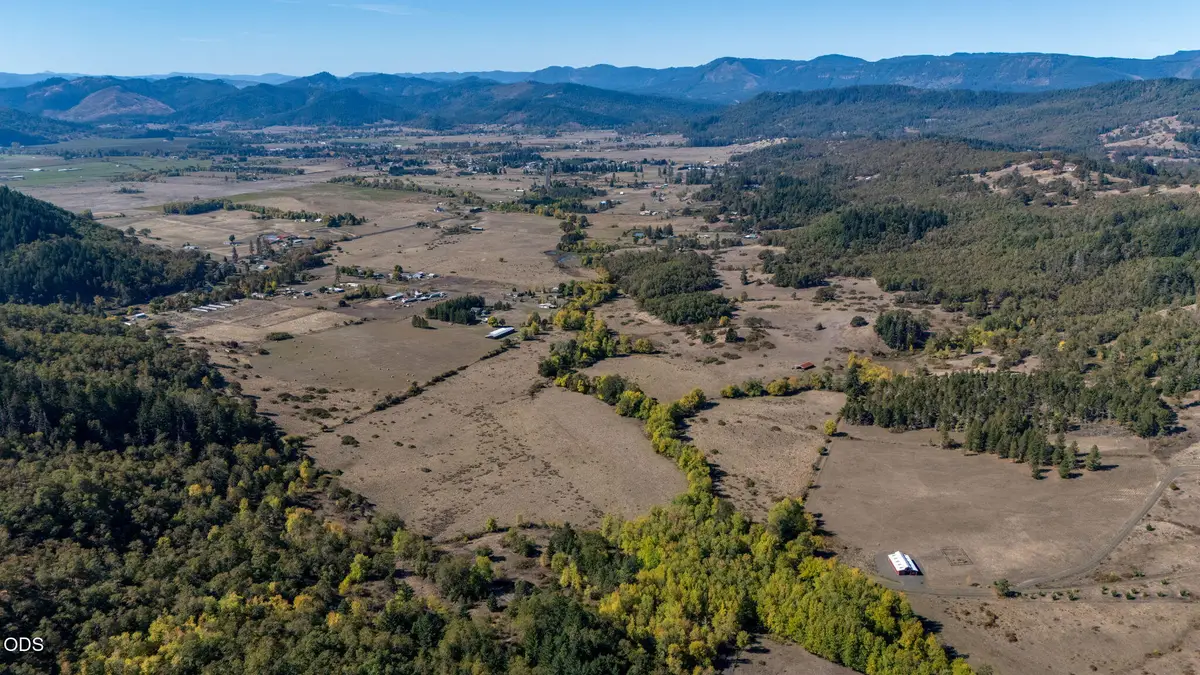 5961 Lookingglass Road, Roseburg, OR 97471 - #1
