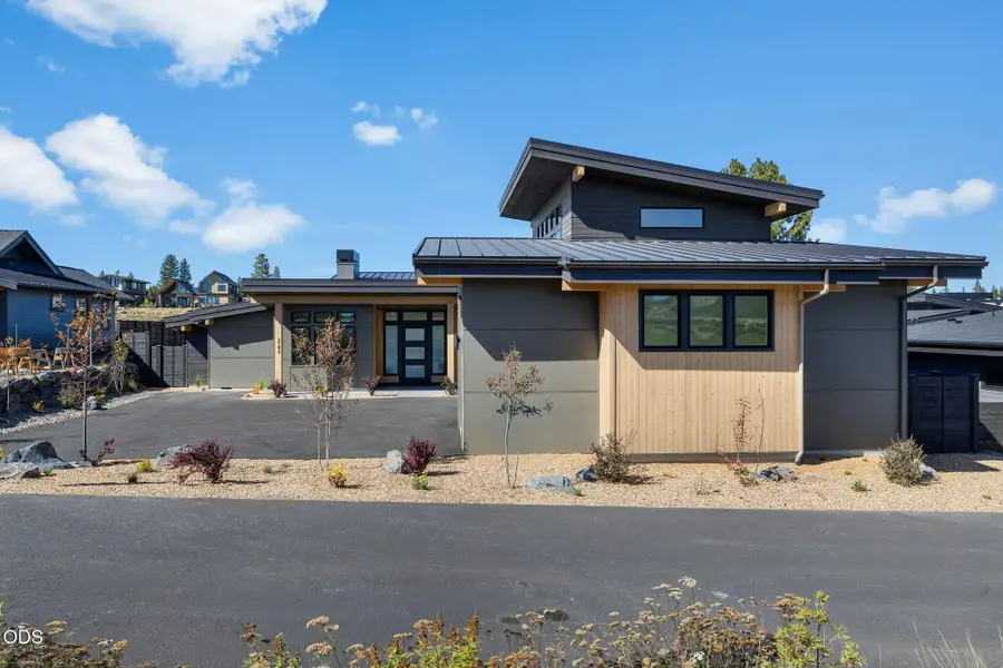 3142 NW Crossing Drive #227, Bend, OR 97703 - #2