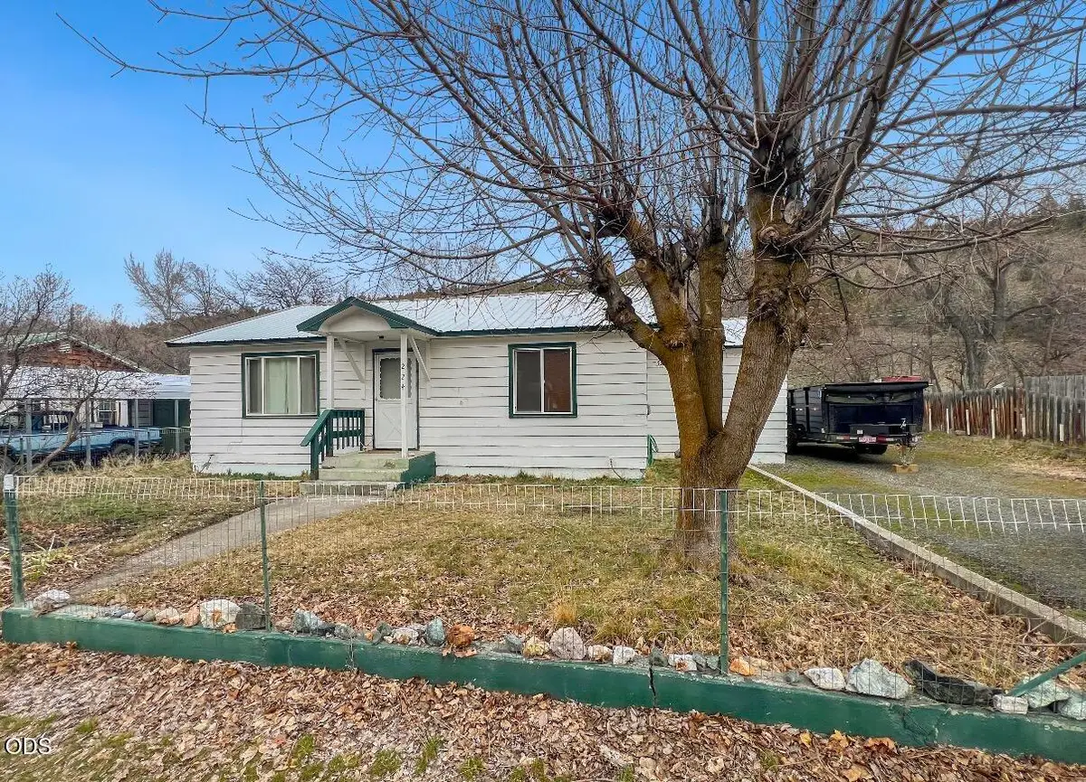 224 N Humbolt Street, Canyon City, OR 97820 - #1