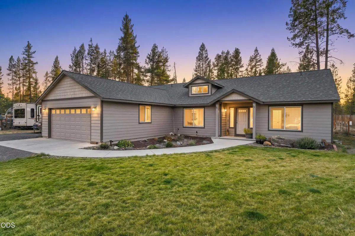 53088 Loop Drive, La Pine, OR 97739 - #1