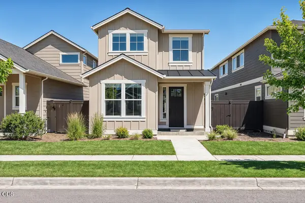 20901 SE Denver Drive, Bend, OR 97702