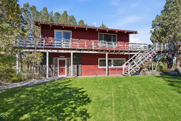 62710 Dixon Loop, Bend, OR 97701