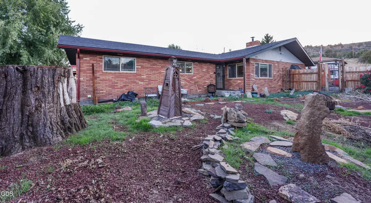 2455 Redwood Drive, Klamath Falls, OR 97601 - #1