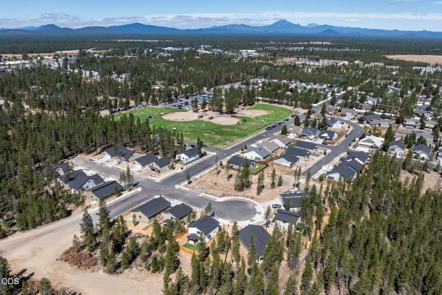 16659 Neil Court #11, La Pine, OR 97739 - #2