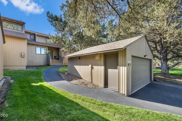 6920 Robin Court, Redmond, OR 97756