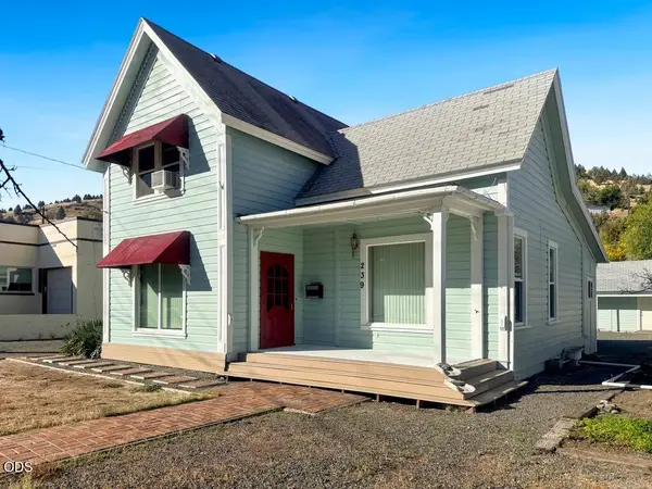 239 S Canyon Boulevard, John Day, OR 97845