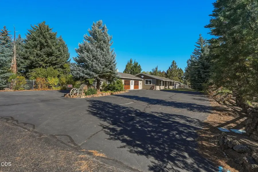 20594 Jefferson Court, Bend, OR 97703 - #2