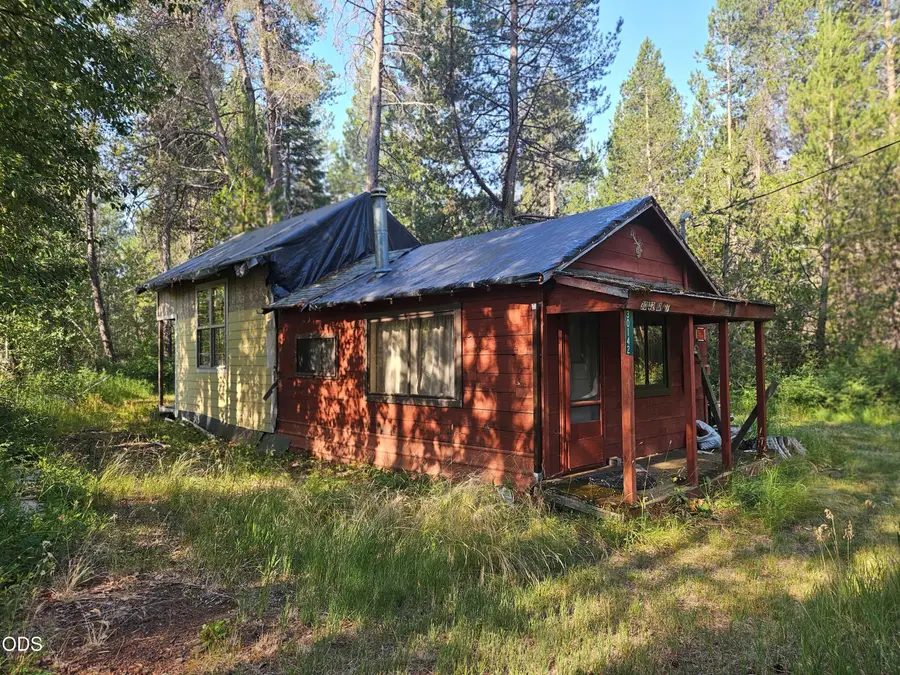 30142 M Street, Klamath Falls, OR 97601 - #2
