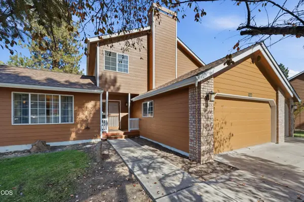 61325 Victory Loop, Bend, OR 97702