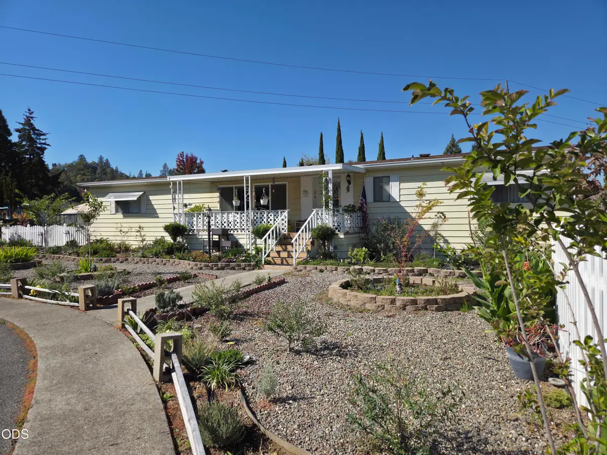 1094 Lee Roze Lane, Grants Pass, OR 97527 - #1