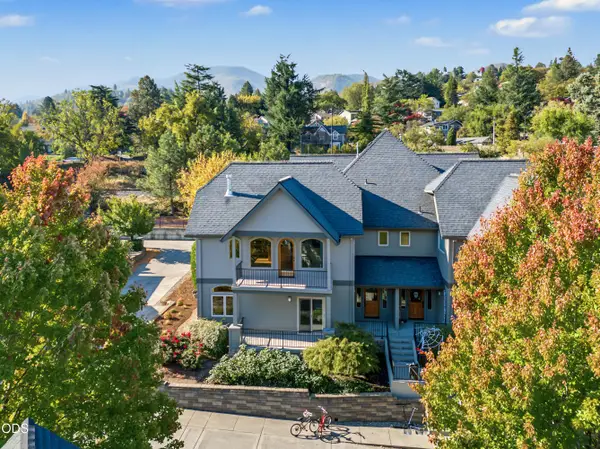 524 W Nevada Street, Ashland, OR 97520