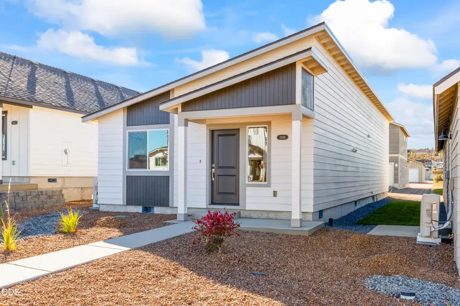 3996 SW Obsidian Place #138, Redmond, OR 97756 - #2