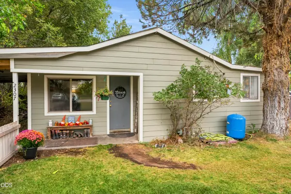 2307 SE Willowdale Lane, Prineville, OR 97754