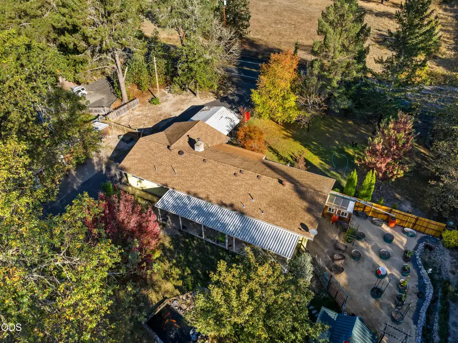 245 Stringer Gap Road, Grants Pass, OR 97527 - #3