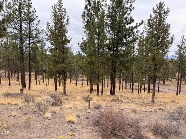 3399 NW Greenleaf Way #70, Bend, OR 97703