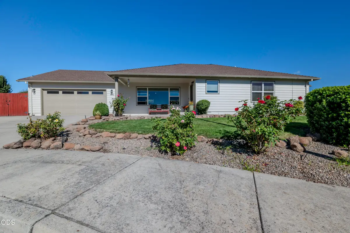 982 Jessica Court, Eagle Point, OR 97524 - #1