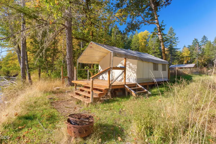 9439 Holland Loop Road, Cave Junction, OR 97523 - #2