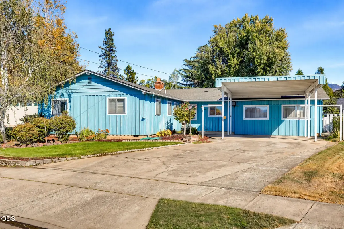 1581 Miracle Lane, Medford, OR 97504 - #1