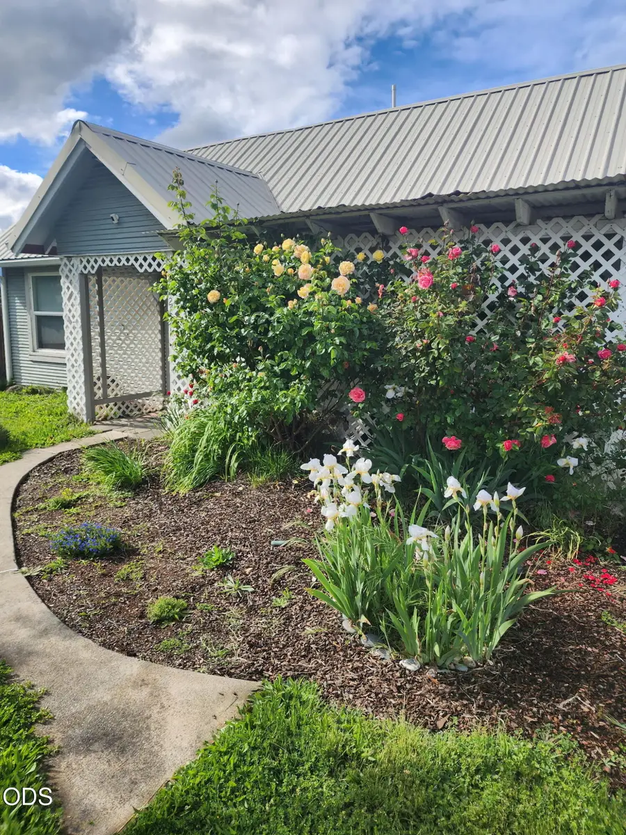 247 Berrydale Avenue, Medford, OR 97501 - #2