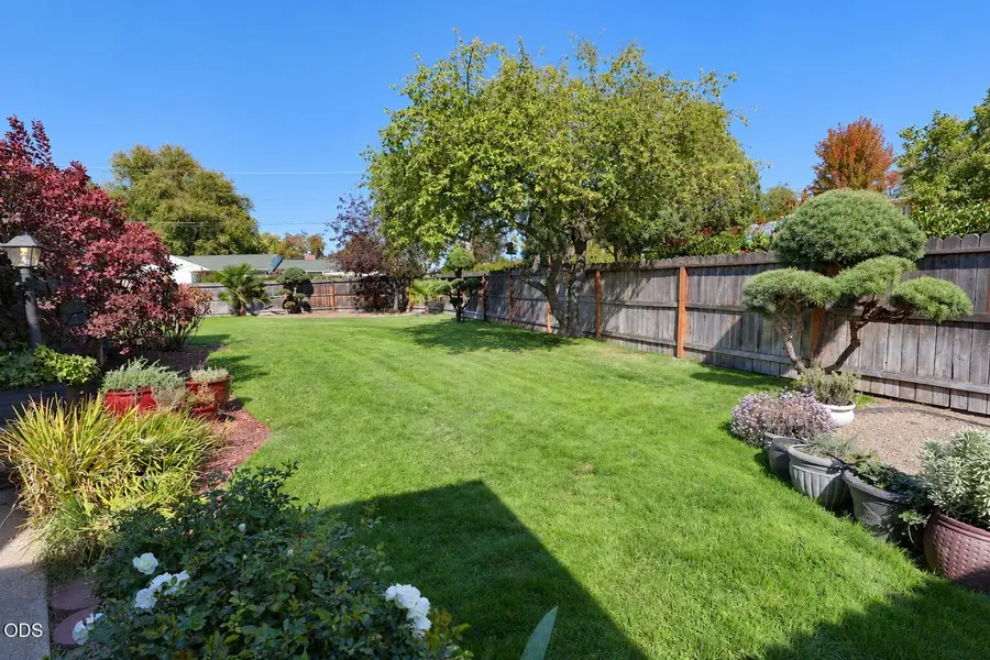 509 N Berkeley Way, Medford, OR 97504 - #3