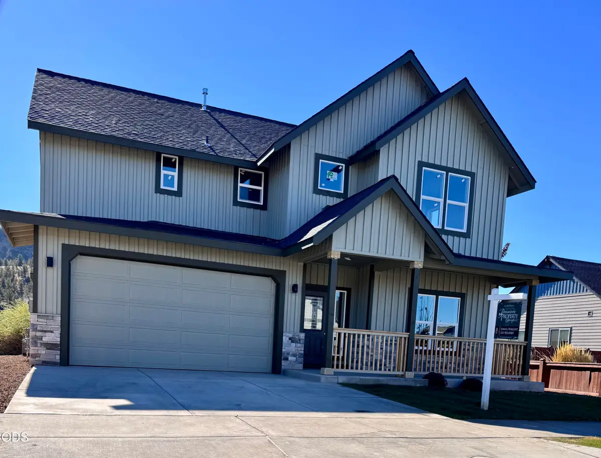 3044 SE Triangle Outfit Drive #29, Prineville, OR 97754 - #1