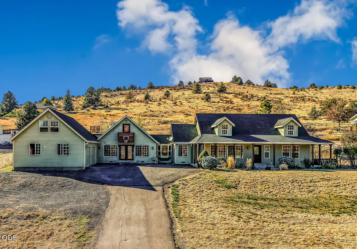 3939 Beverly Drive, Klamath Falls, OR 97603 - #1