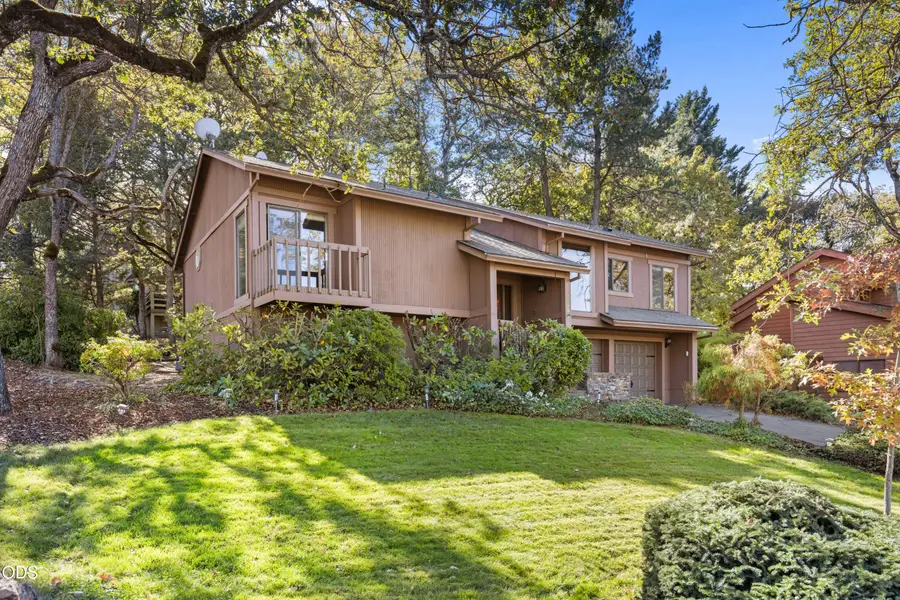 2586 Freedom Way, Medford, OR 97504 - #3