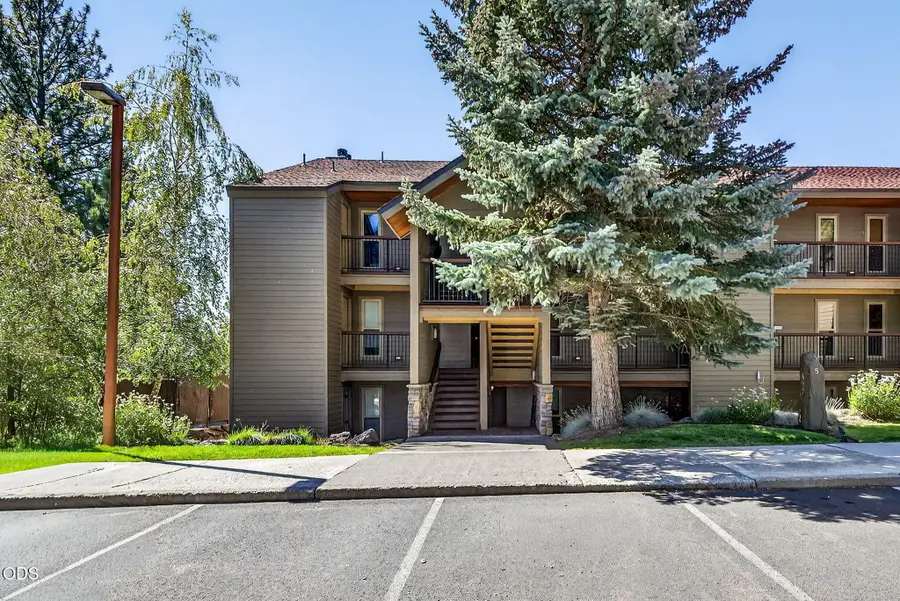 18575 SW Century Drive # 531, Bend, OR 97702 - #3