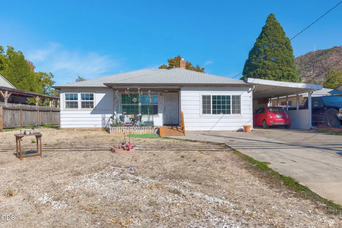 1146 NE D Street, Grants Pass, OR 97526 - #1