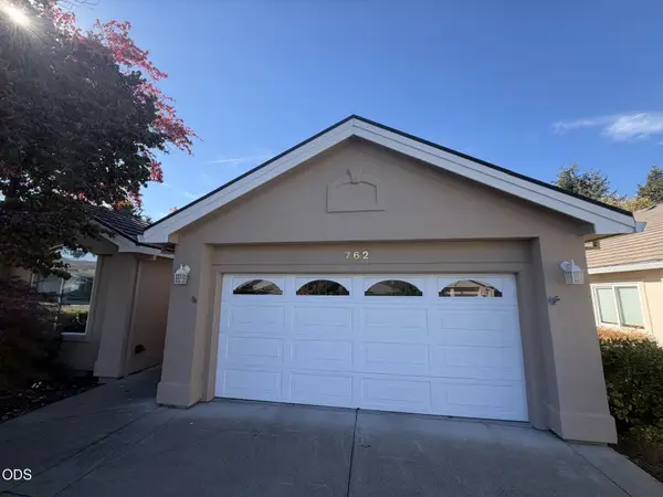 762 Fernwood Drive, Medford, OR 97504