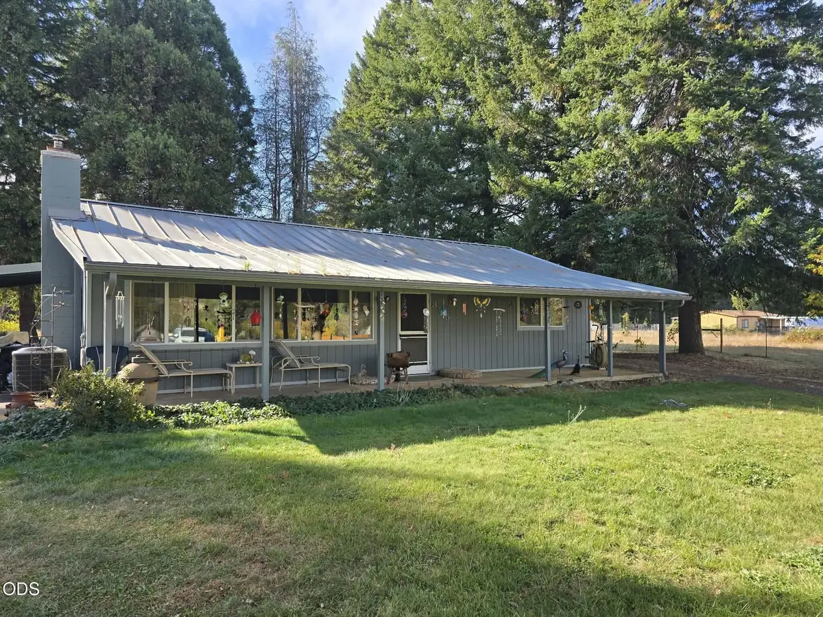 375 Aquarius Way, Cave Junction, OR 97523 - #1