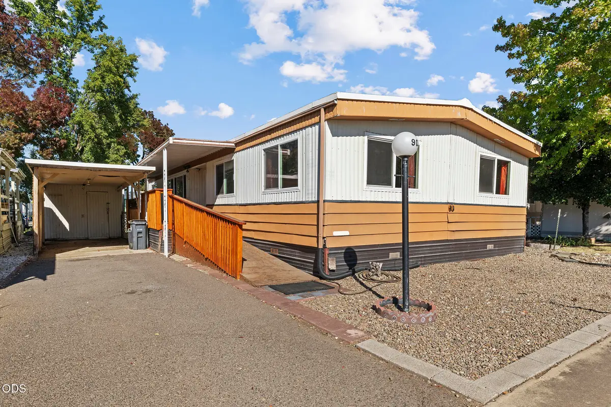 2385 Table Rock Road #SPC 90, Medford, OR 97501 - #1