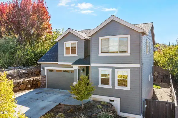 1603 Palermo Street, Medford, OR 97504