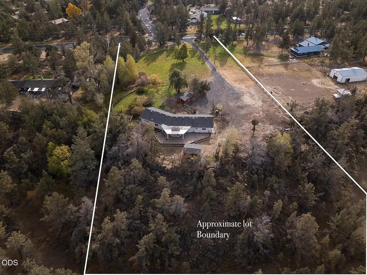 3915 NW 21st Street, Redmond, OR 97756 - #1