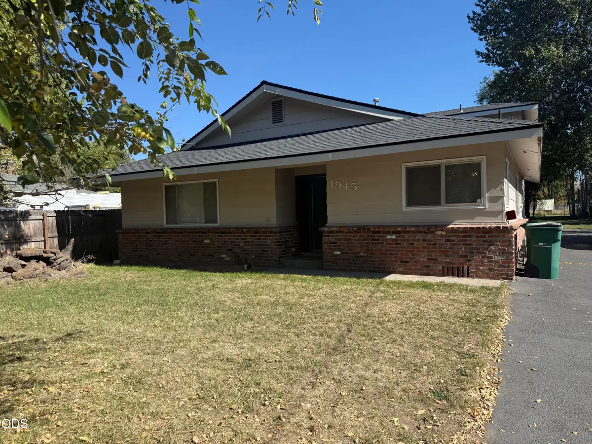 1945 Wiard Street, Klamath Falls, OR 97603 - #1