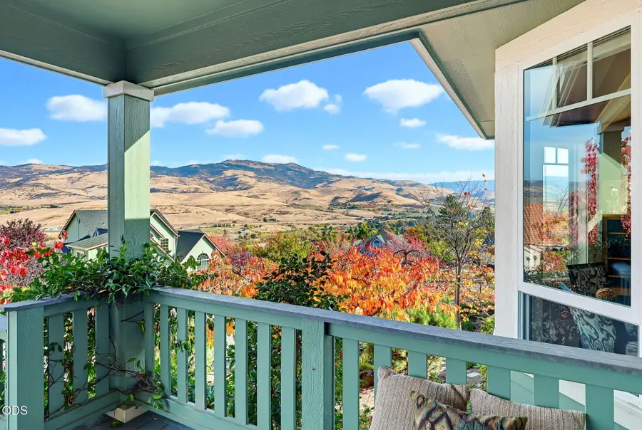 520 Lakota Way, Ashland, OR 97520 - #3