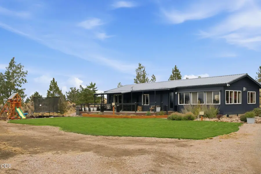 70090 Hinkle Butte Drive, Sisters, OR 97759 - #2