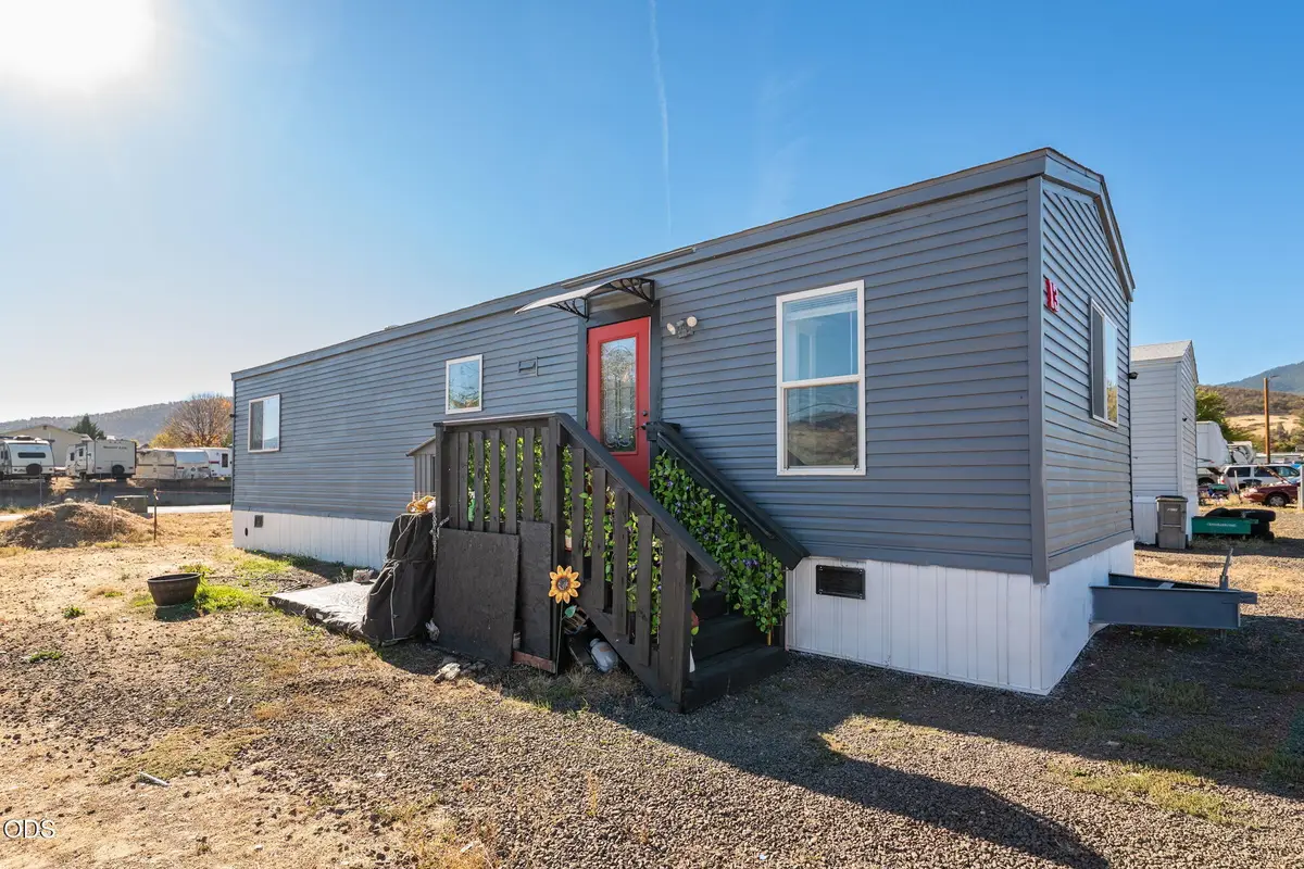 812 S Pacific Highway #13, Talent, OR 97540 - #1