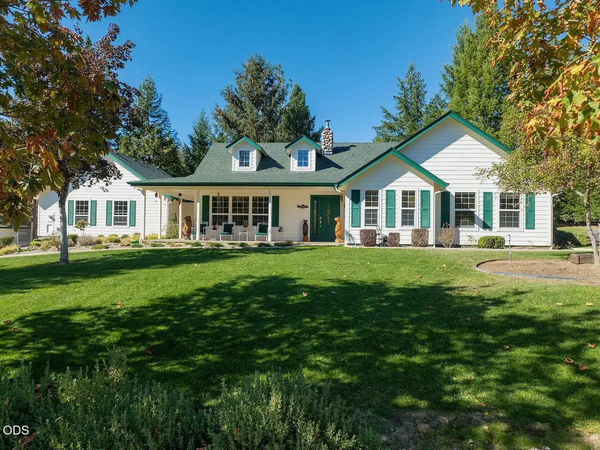366 Springbrook Drive, Grants Pass, OR 97527 - #1