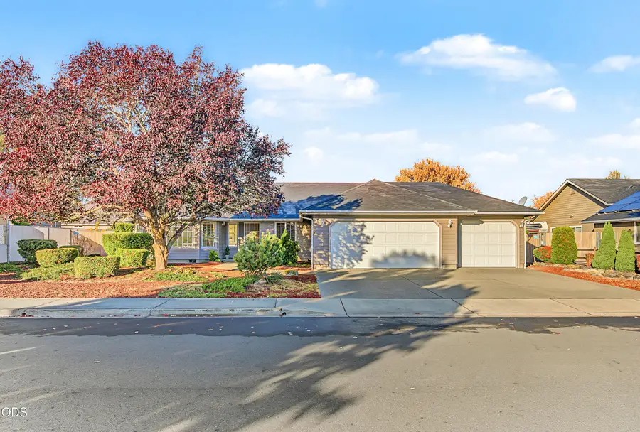 1196 Moon Glo Drive, Grants Pass, OR 97527 - #2