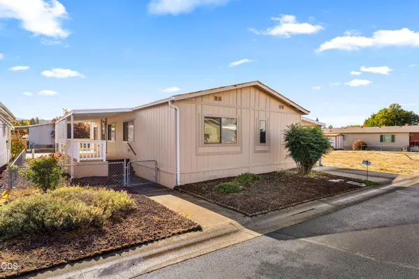 237 Sterling Drive, Grants Pass, OR 97526