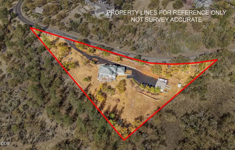6610 Hillcrest Road, Medford, OR 97504 - #3