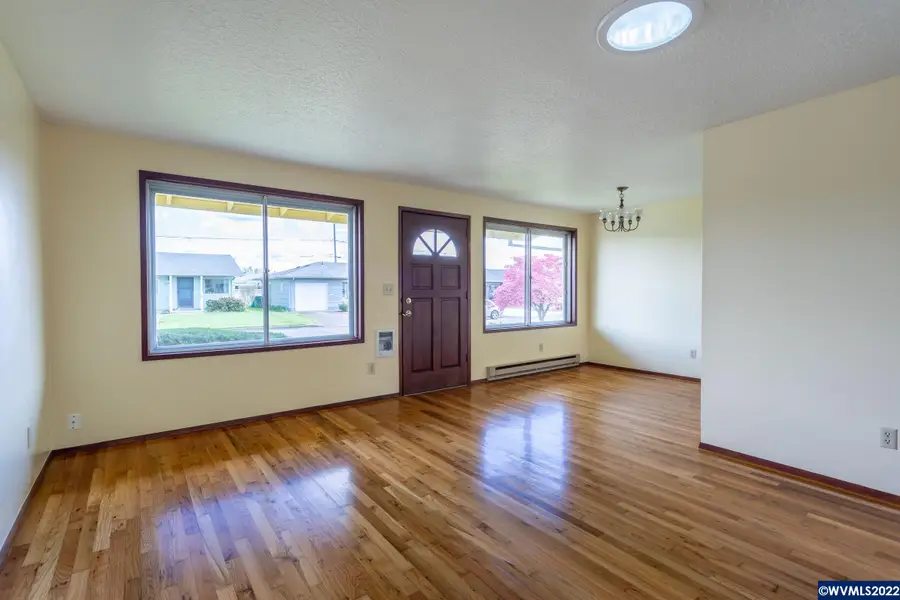 1237  Quinn Rd, Woodburn, OR 97071 - Image #3