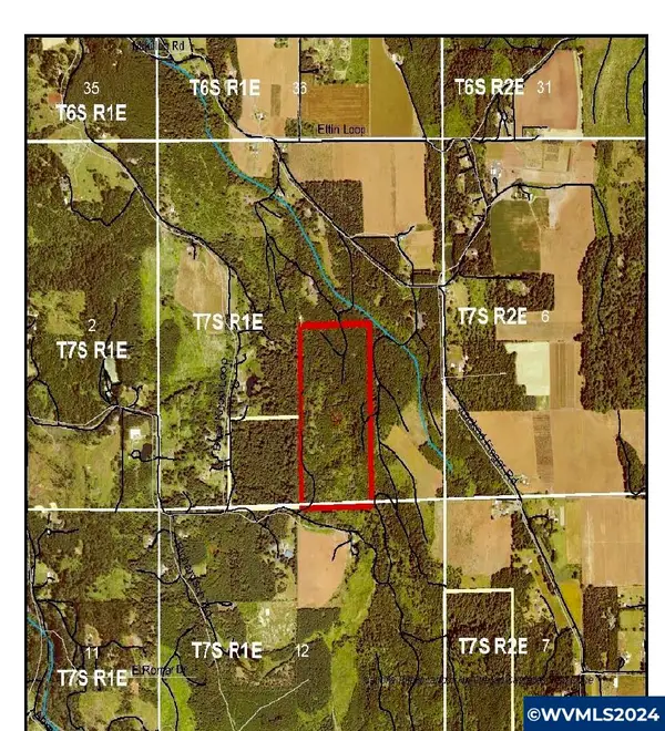 000  Crooked Finger Rd, Scotts Mills, OR 97375