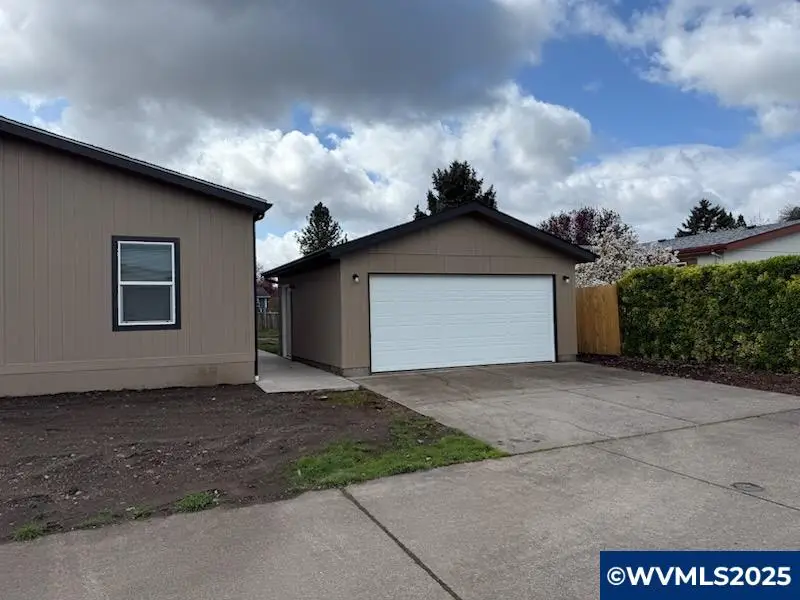 2544  Rosebay St, Eugene, OR 97402 - Image #3